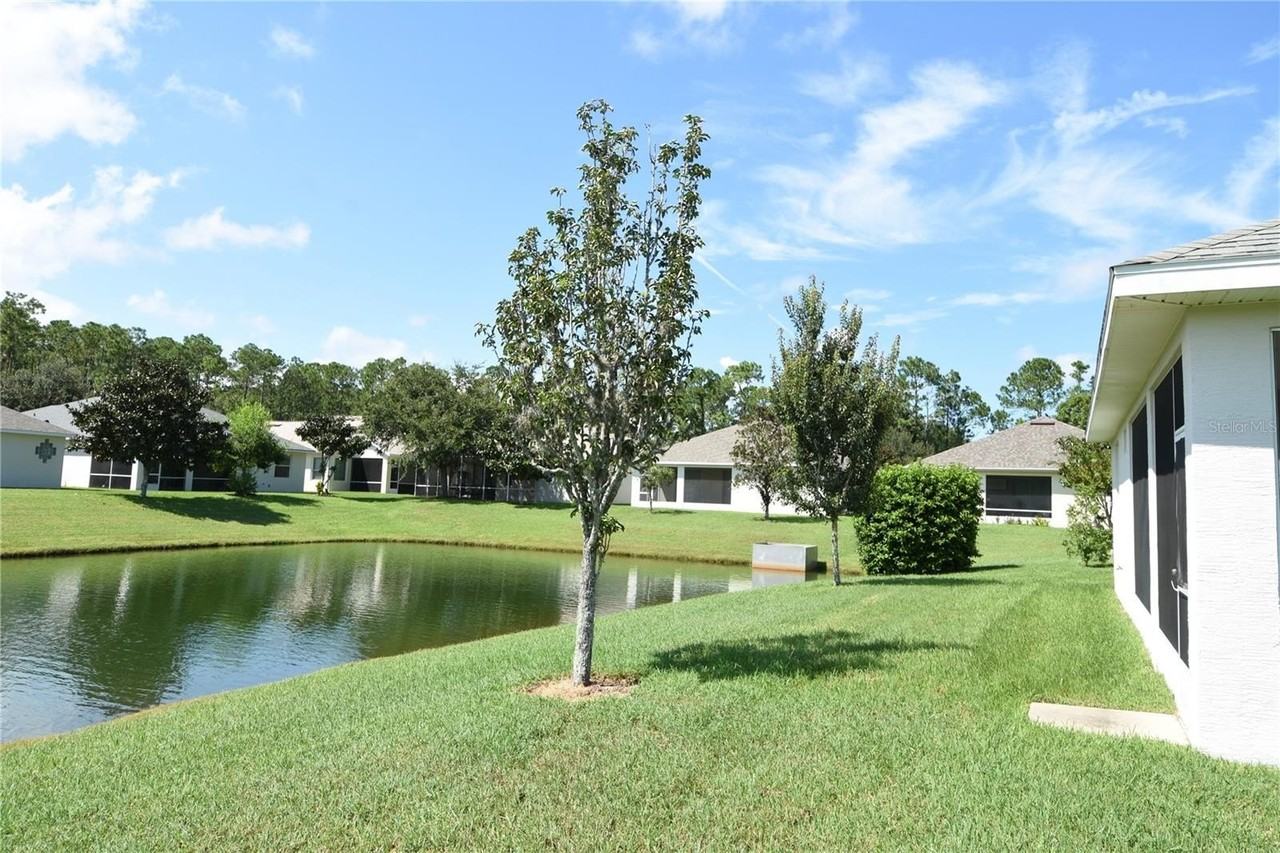 8 Rivergate - Photo 2 of 49