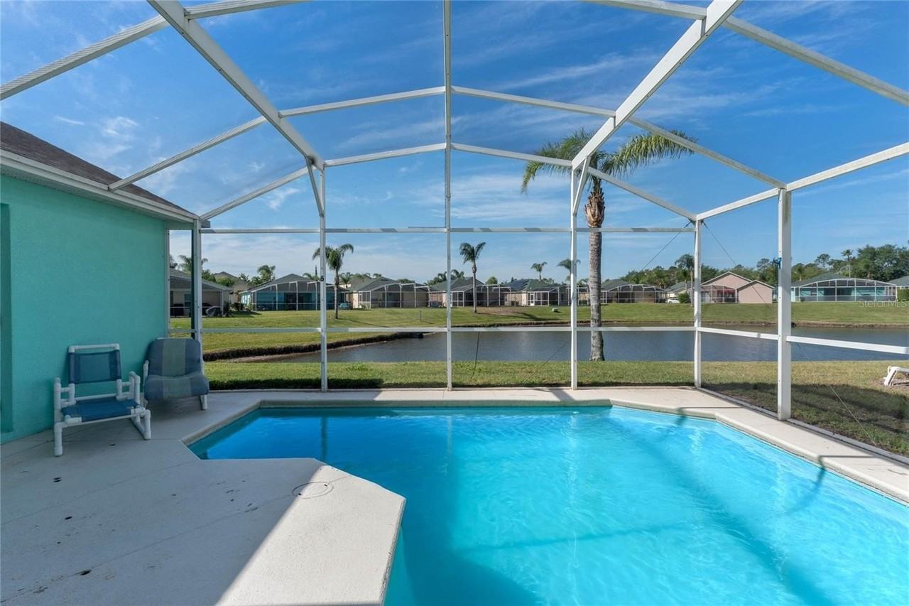 233 Reserve Drive - Photo 4 of 25