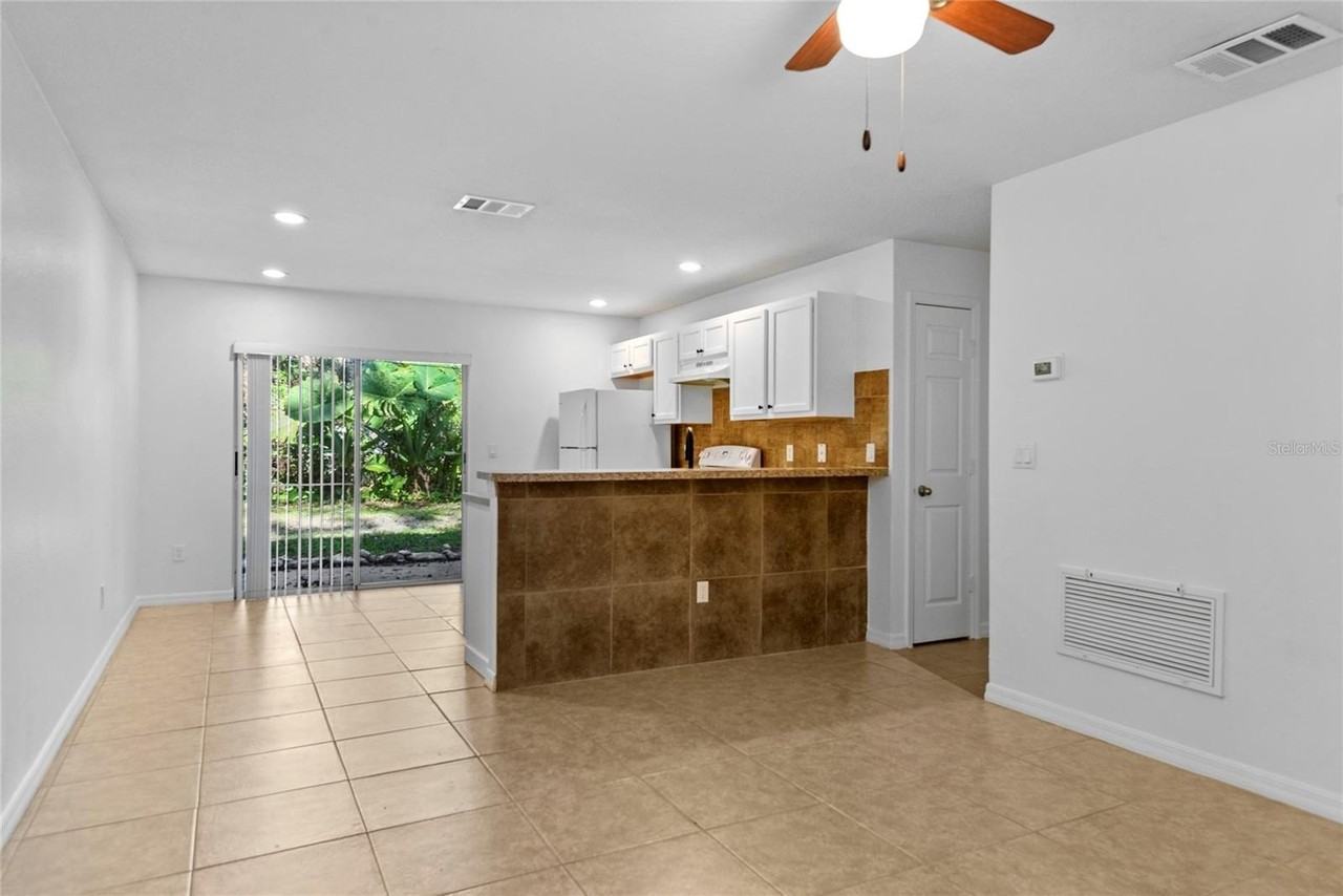 2552 Gold Ct - Photo 2 of 22