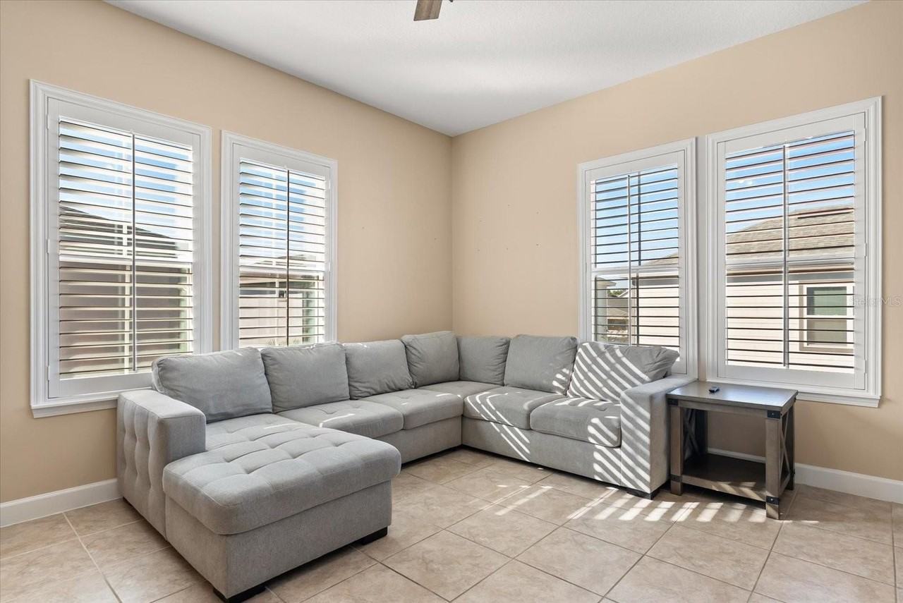 6879 Arnoldson Street - Photo 5 of 26