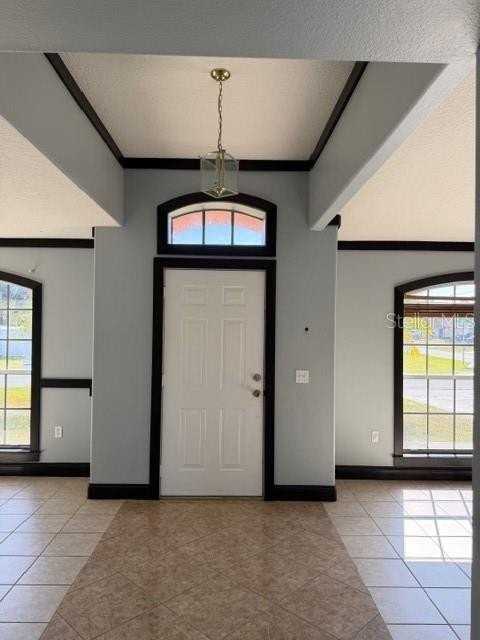 937 Picardy Drive - Photo 2 of 20