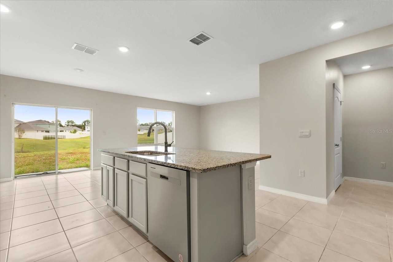 5246 Mahogany Dr - Photo 3 of 40