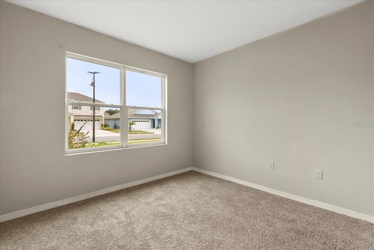 5246 Mahogany Dr - Photo 7 of 40