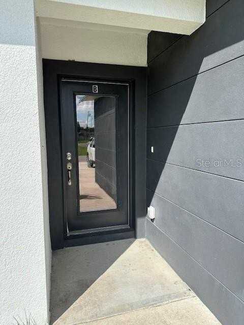 542 Kilimanjaro Drive - Photo 2 of 22