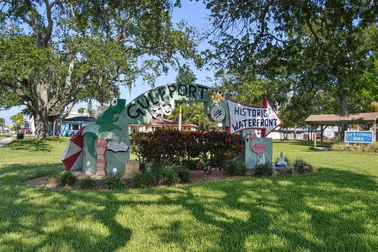 1925 52nd Street South - Photo 6 of 50