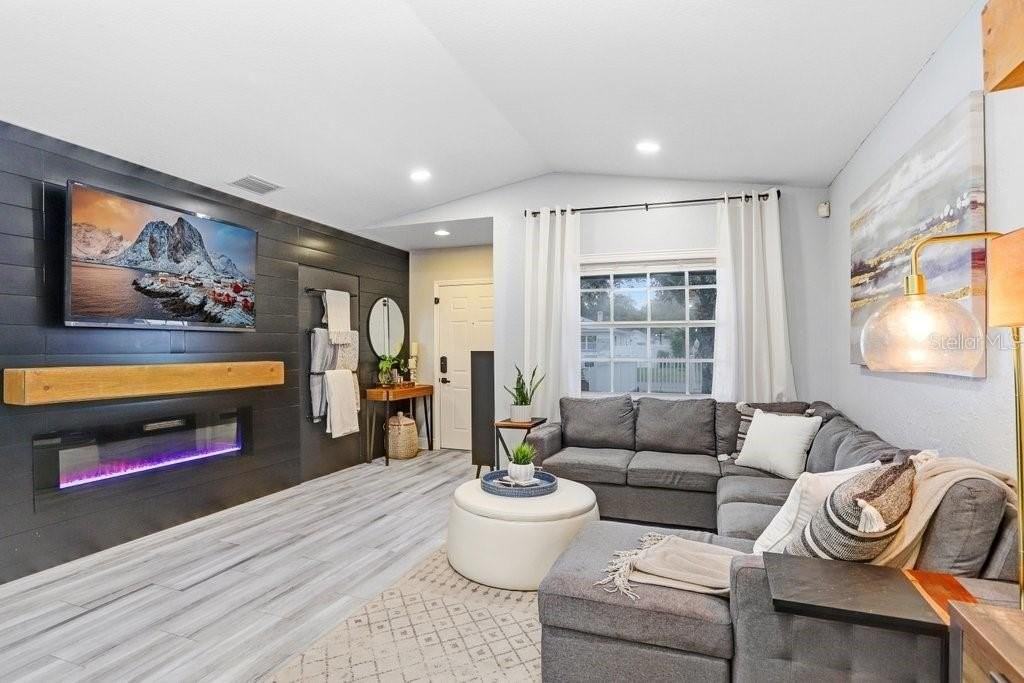 3122 West Grace Street - Photo 3 of 31