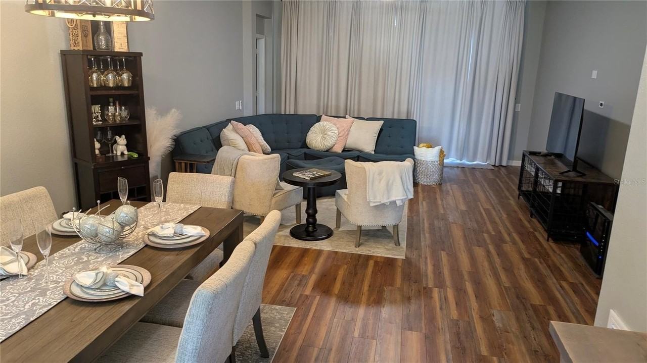 581 Painted Leaf Drive - Photo 3 of 29