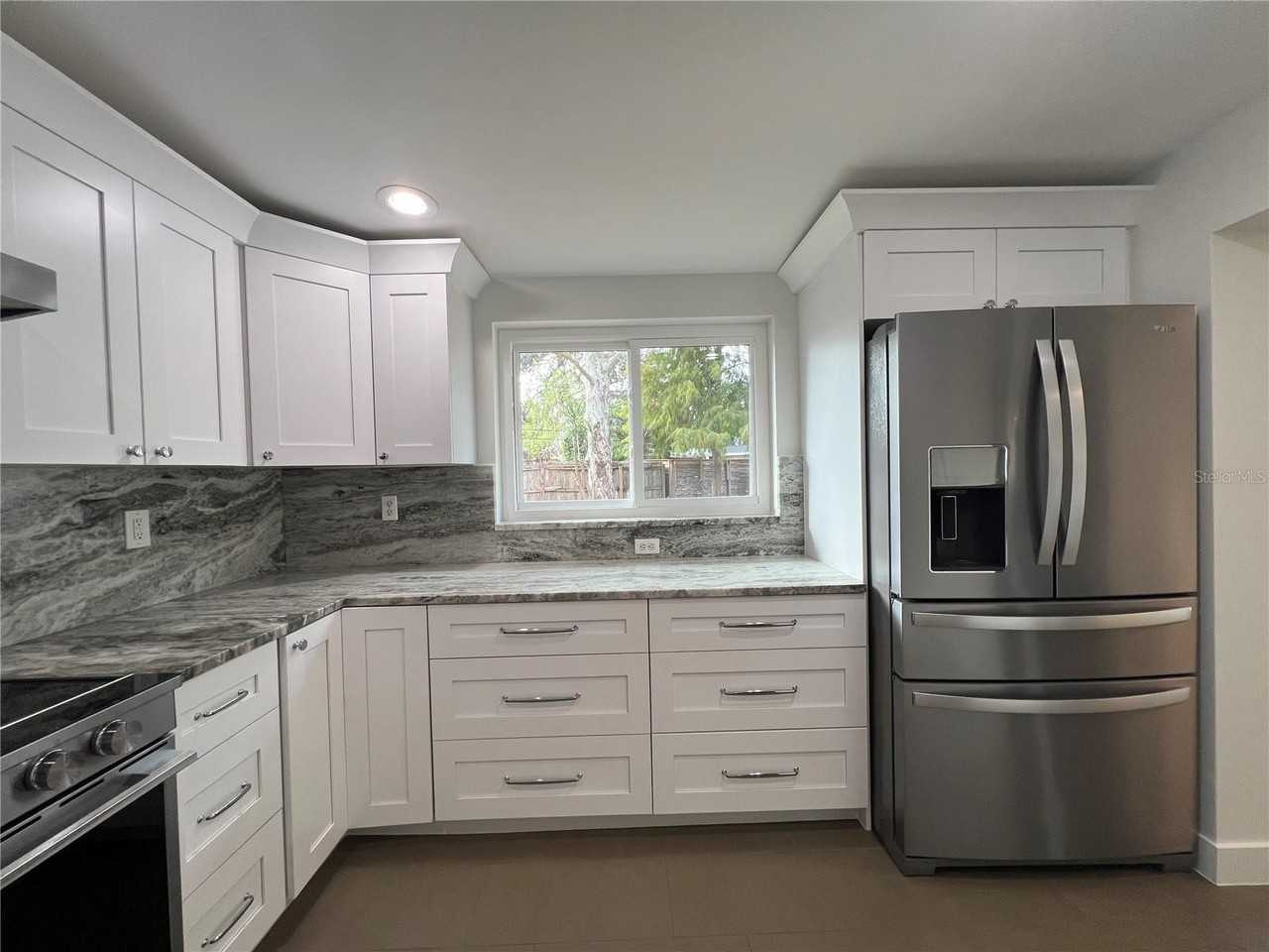 5398 27th Avenue North - Photo 5 of 21