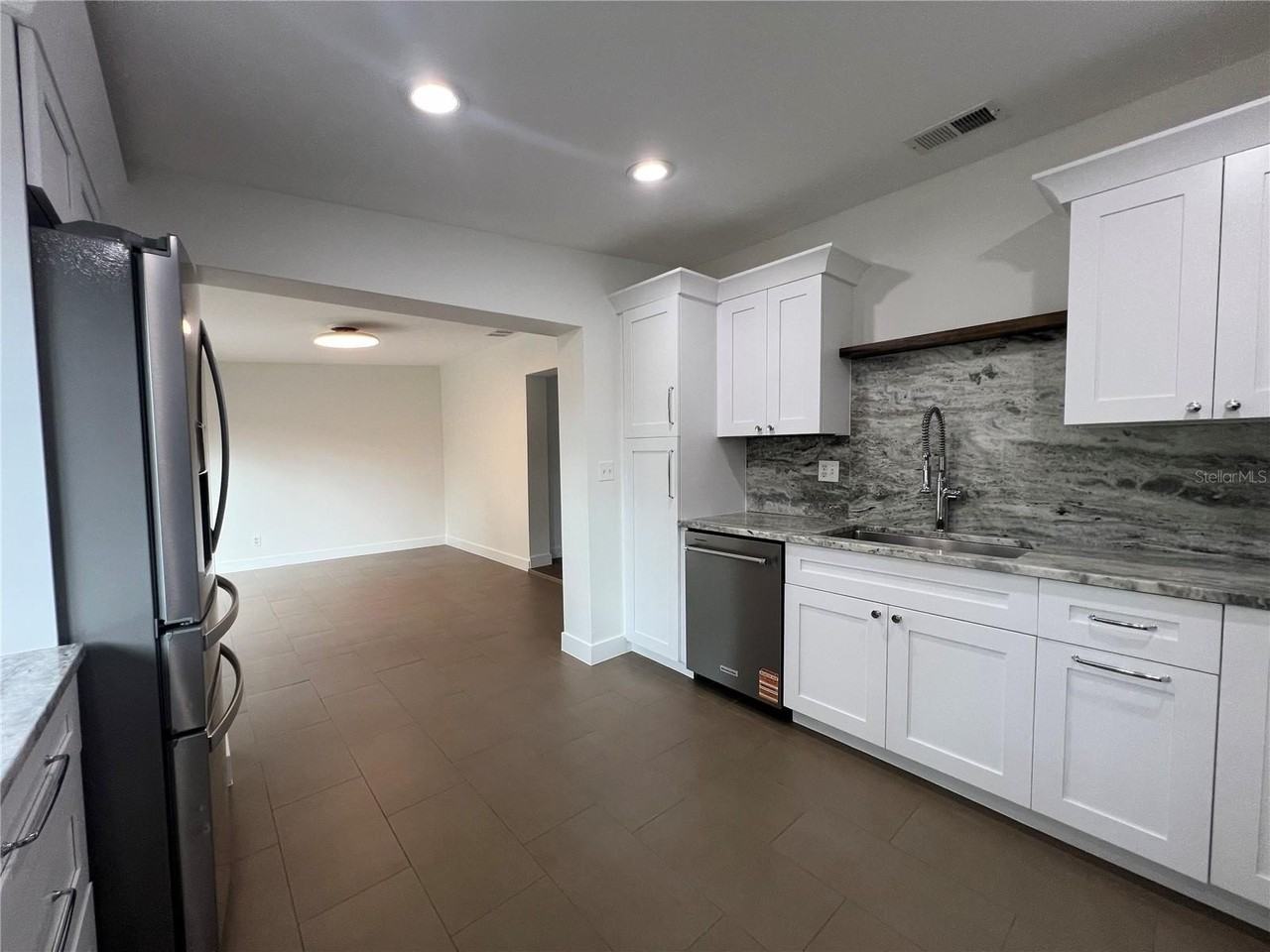 5398 27th Avenue North - Photo 6 of 21