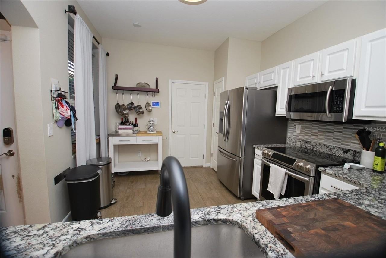 11251 Windsor Place Circle - Photo 5 of 24