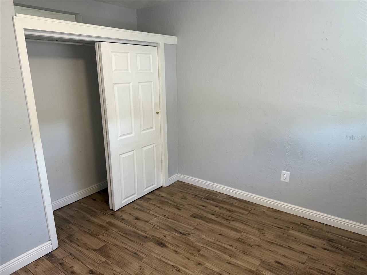 2807 41st Avenue North #3 - Photo 6 of 11