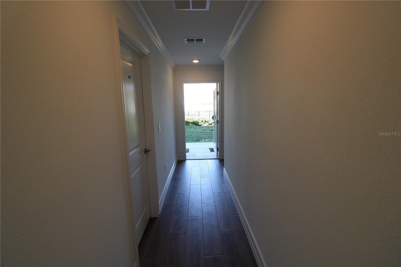 4510 South Manhattan Avenue #007 - Photo 6 of 50