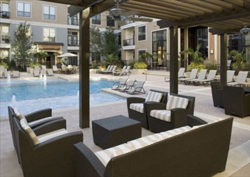 2626 Reagan St. - Photo 3 of 8