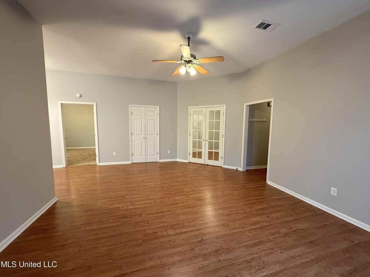 1002 Brashears Pt - Photo 4 of 22