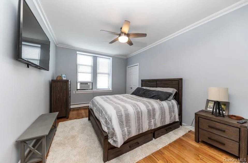 25 West Broadway #115 - Photo 3 of 9