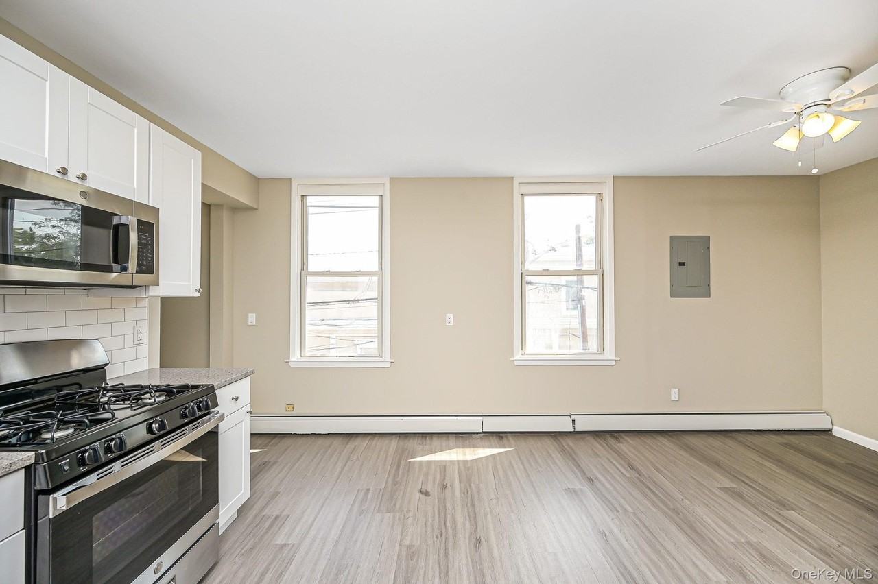 463-465 Main St Unit A #A - Photo 5 of 15