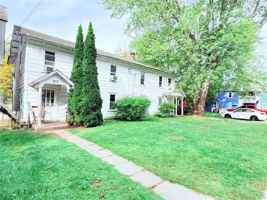 featured image of 215 South Street #3