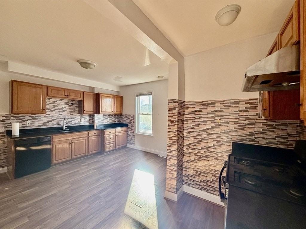 29 Trafford Street #1 - Photo 7 of 24