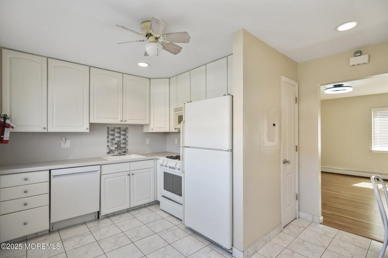 12A Laurel Pl - Photo 6 of 13