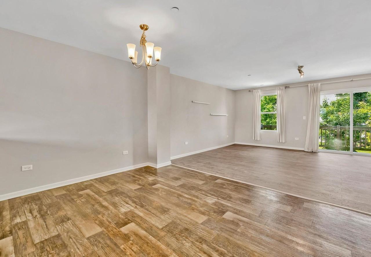 1464 Lakeridge Court #1464 - Photo 6 of 28