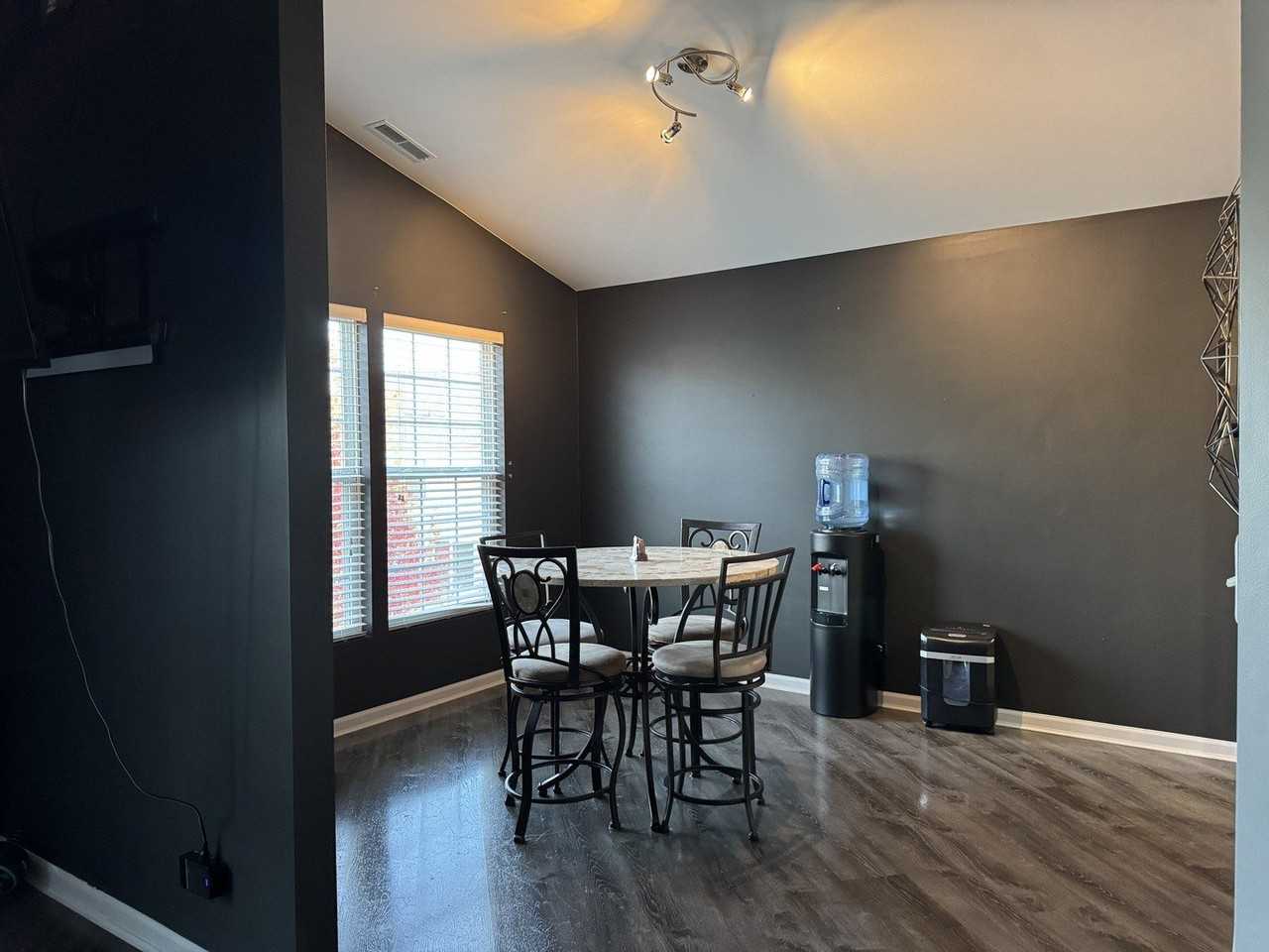 1434 Crimson Lane #1434 - Photo 4 of 13