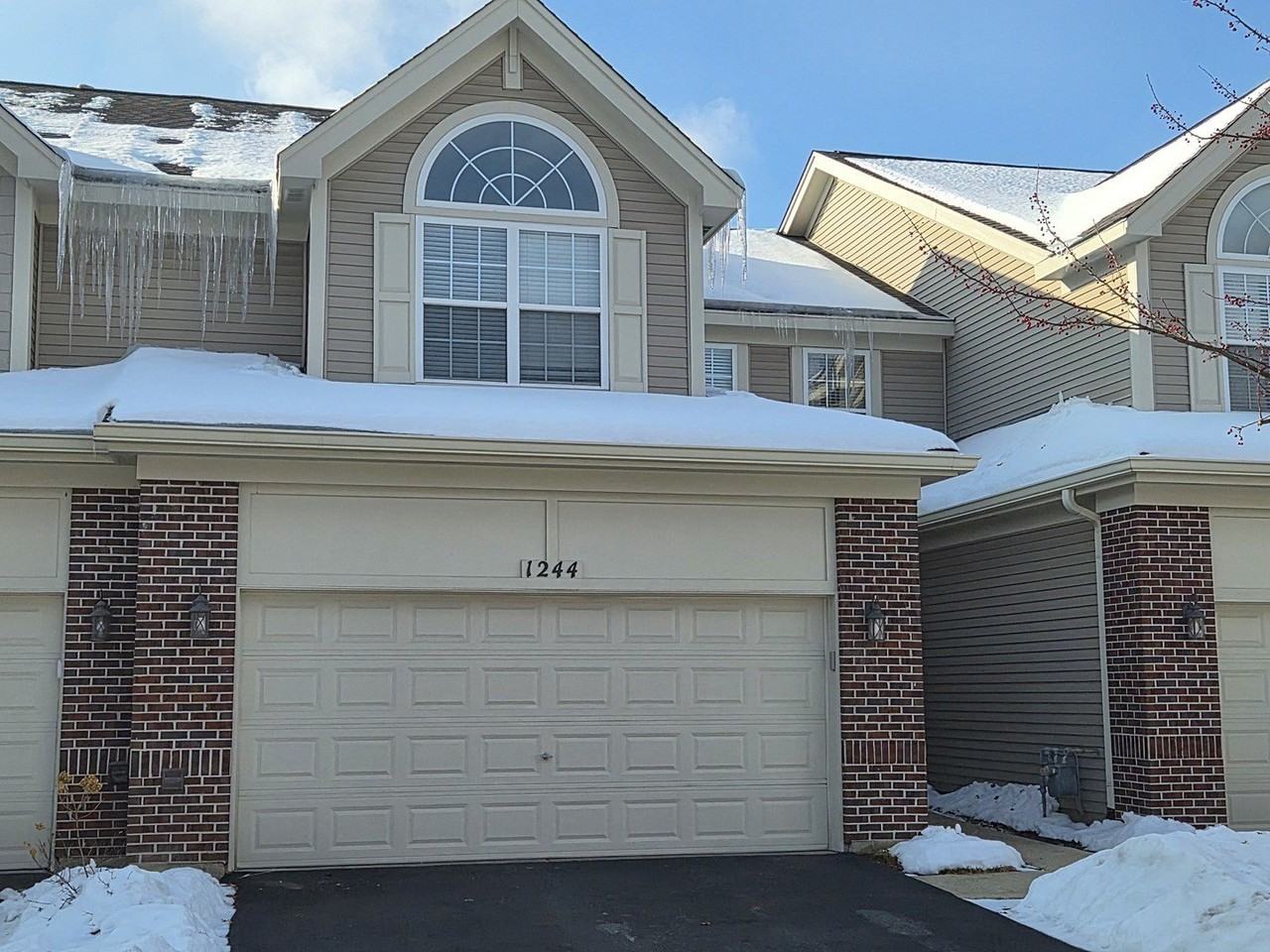 1244 Townes Circle #1244 - Photo 2 of 40