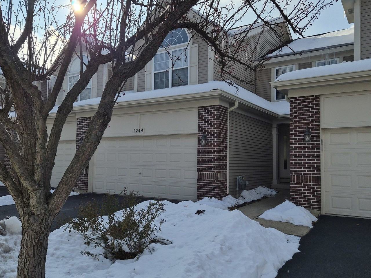 1244 Townes Circle #1244 - Photo 3 of 40