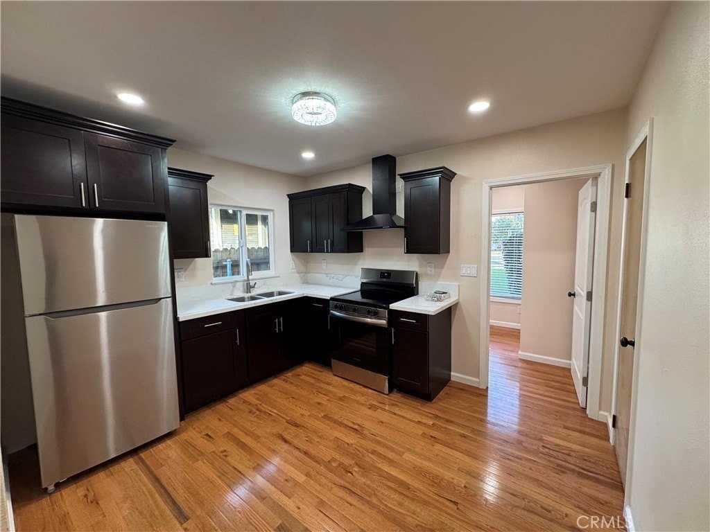 1017 N San Gabriel Ave - Photo 4 of 11