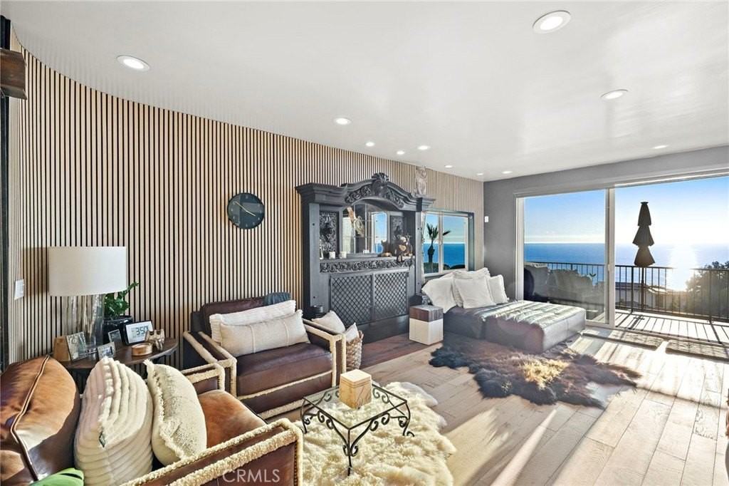 2979 Terry Road - Photo 4 of 27