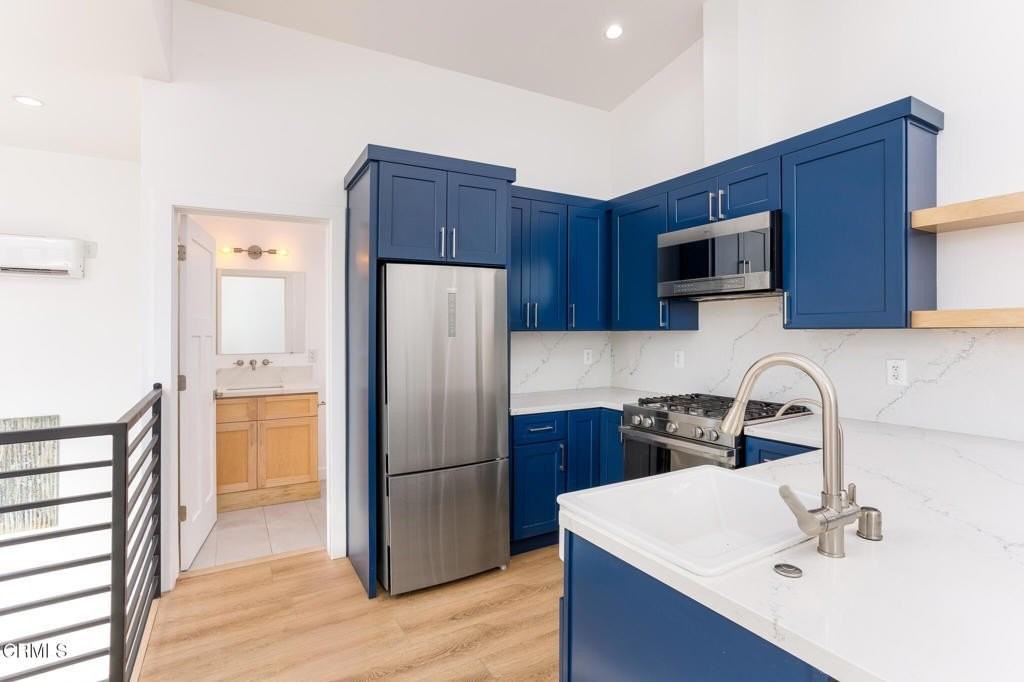 4947 Stratford Road - Photo 6 of 30