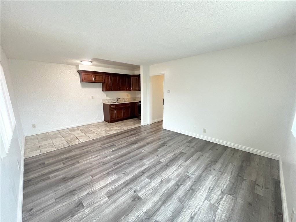 4461 West 135th Street #F - Photo 3 of 13