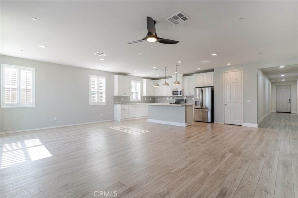 44122 51st St W - Photo 4 of 25