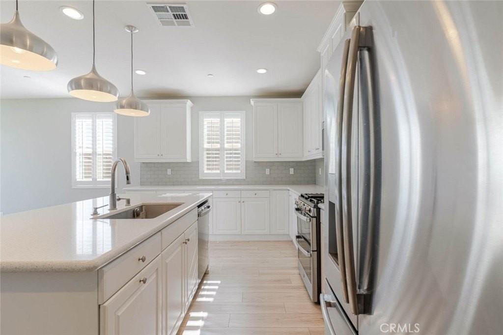 44122 51st St W - Photo 7 of 25