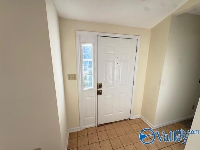 13909 Clovis Circle - Photo 4 of 35