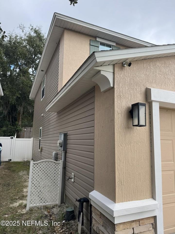 348 Auburn Oaks Road East - Photo 3 of 50