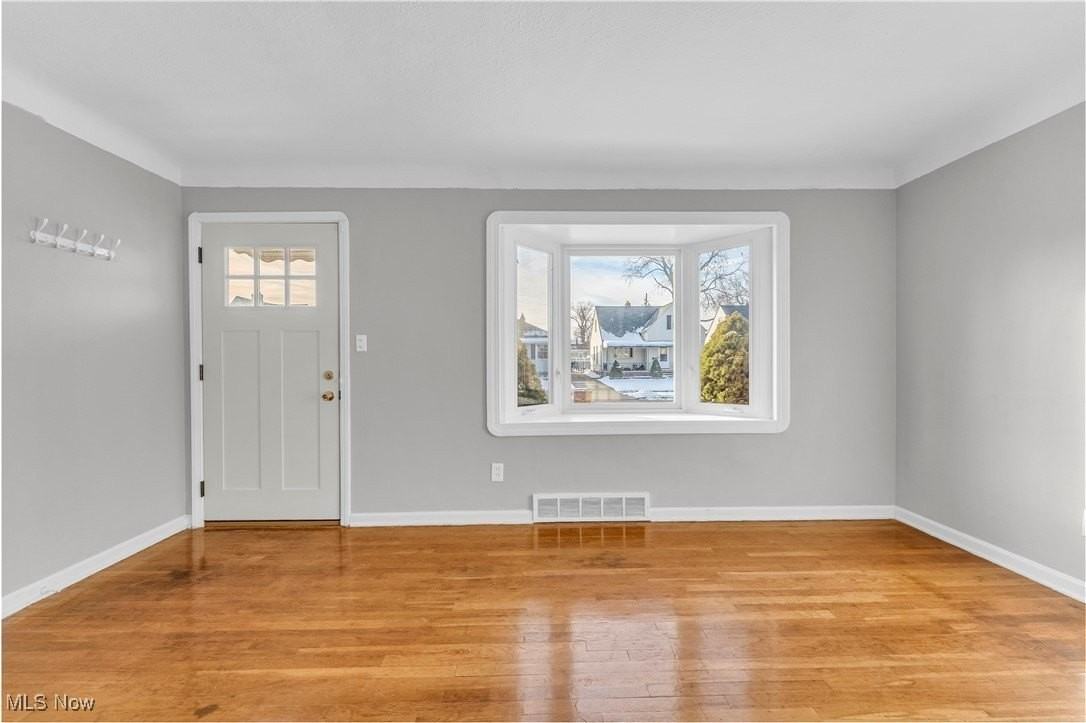 6306 Westlake Avenue - Photo 3 of 29