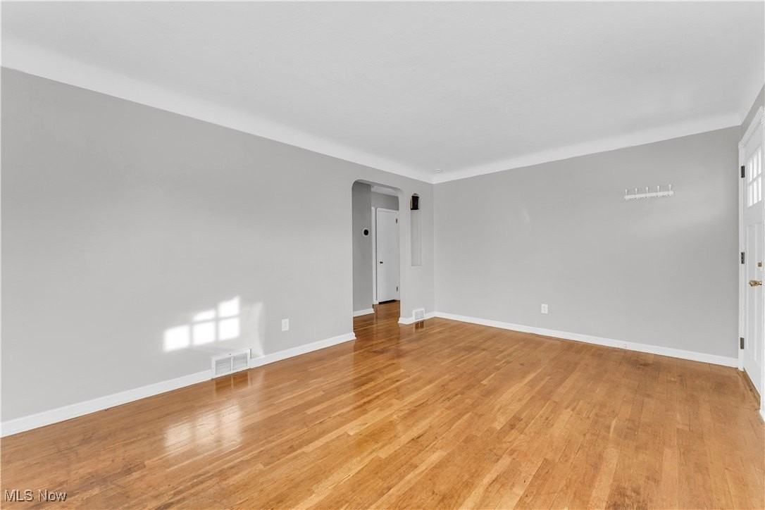 6306 Westlake Avenue - Photo 4 of 29