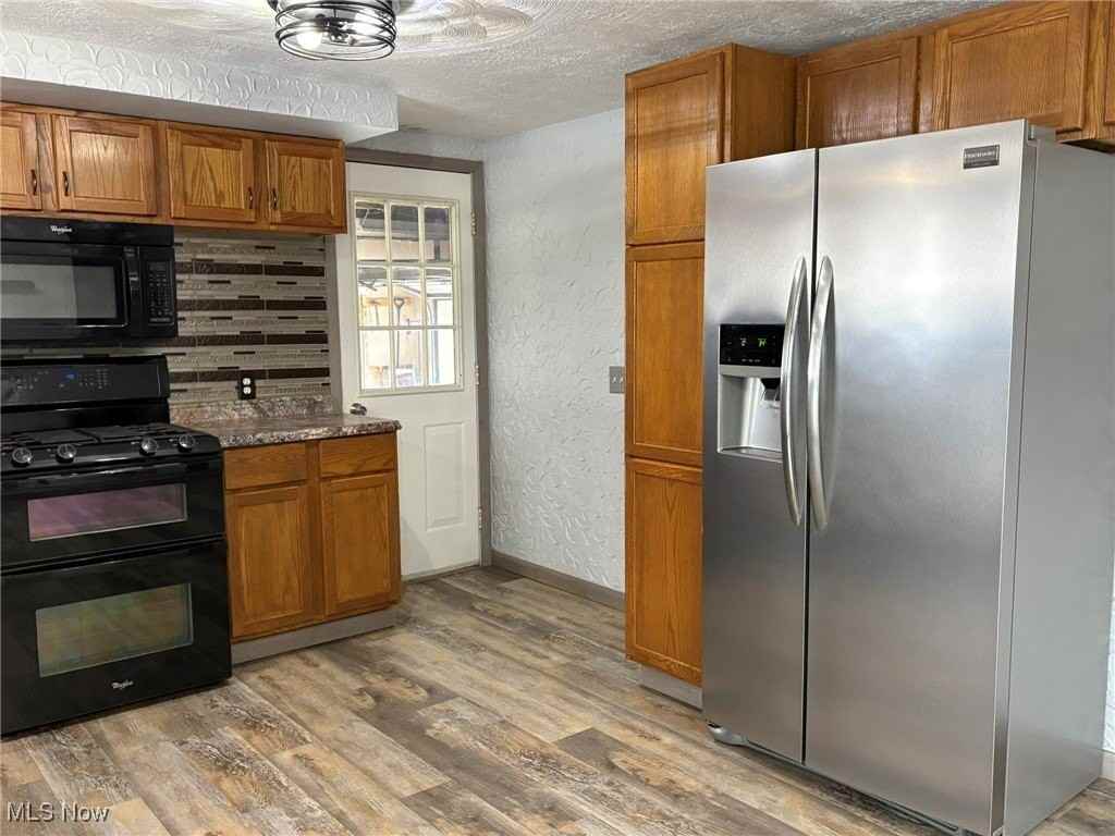 2434 Saratoga Avenue Southwest - Photo 3 of 29