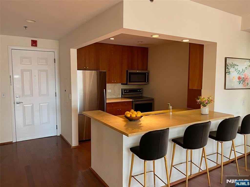 2207 City Pl - Photo 3 of 24