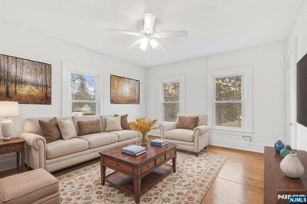 16 Elm Street - Photo 3 of 12