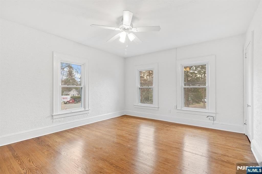 16 Elm Street - Photo 4 of 12