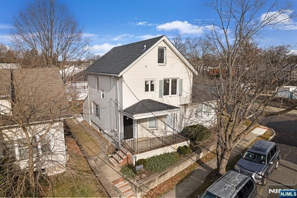 149 Florence Avenue - Photo 3 of 16