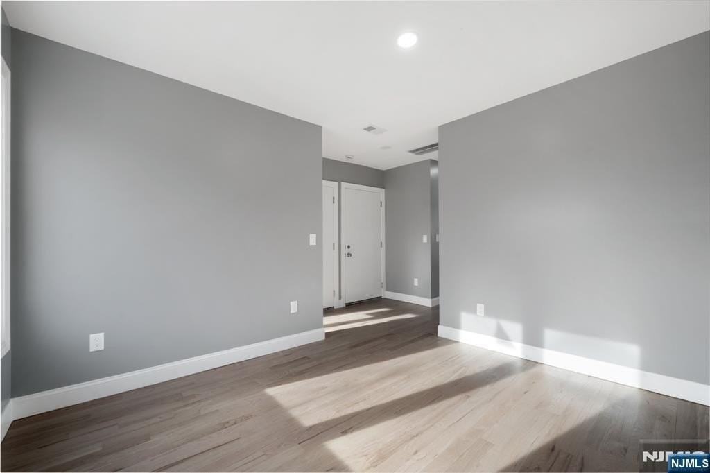 149 Florence Avenue - Photo 5 of 16