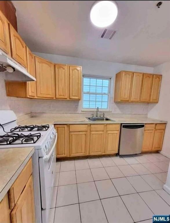 12 Bergen Avenue - Photo 2 of 10