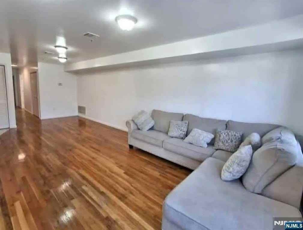 12 Bergen Avenue - Photo 3 of 10