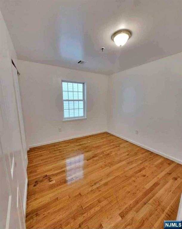 12 Bergen Avenue - Photo 6 of 10