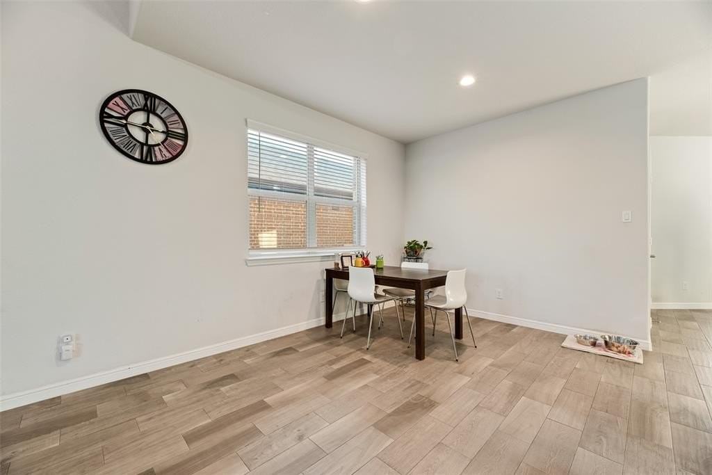 1312 Canary Lane - Photo 4 of 18