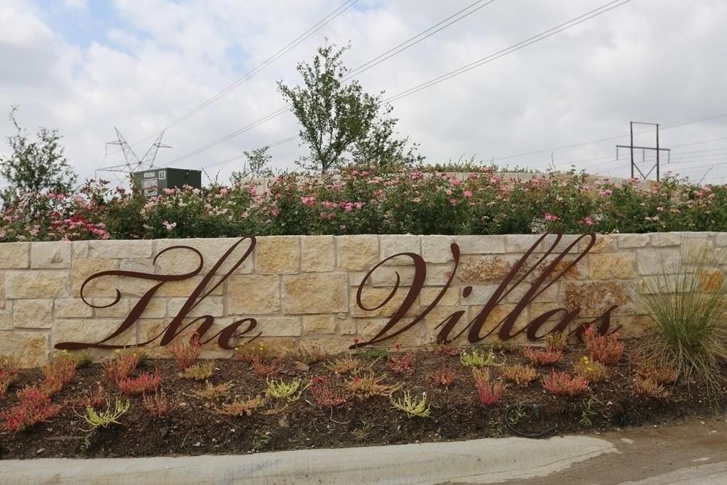 910 Ontzlake Drive - Photo 3 of 40