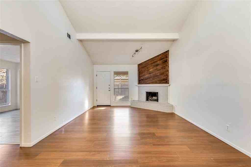 2733 Saint George Place - Photo 7 of 25