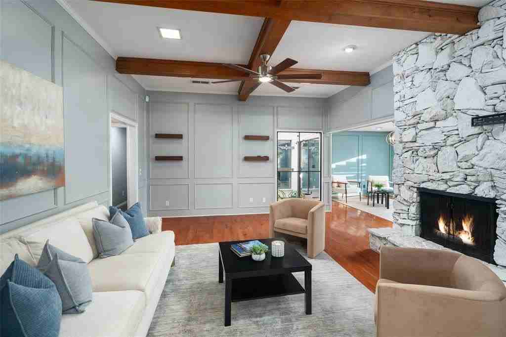 3528 Pinehurst Drive - Photo 4 of 29